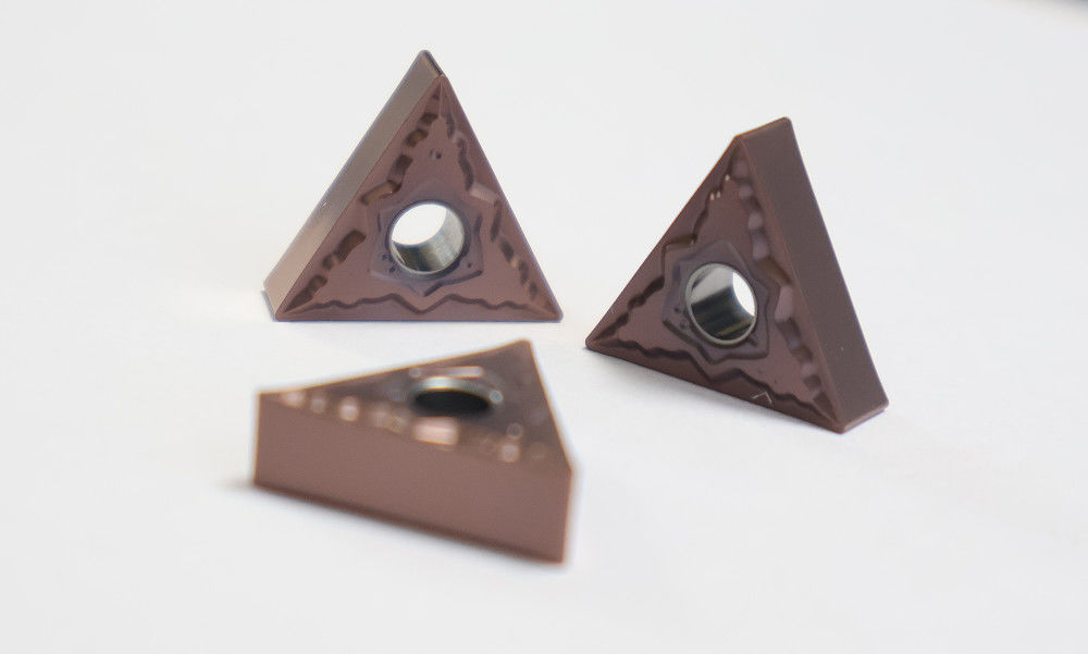 TNMG160404 TNMG160408 外部のターニングツール CNCツール カービッド挿入 TNMG 160408 ターニング挿入 切断ツール TNMG