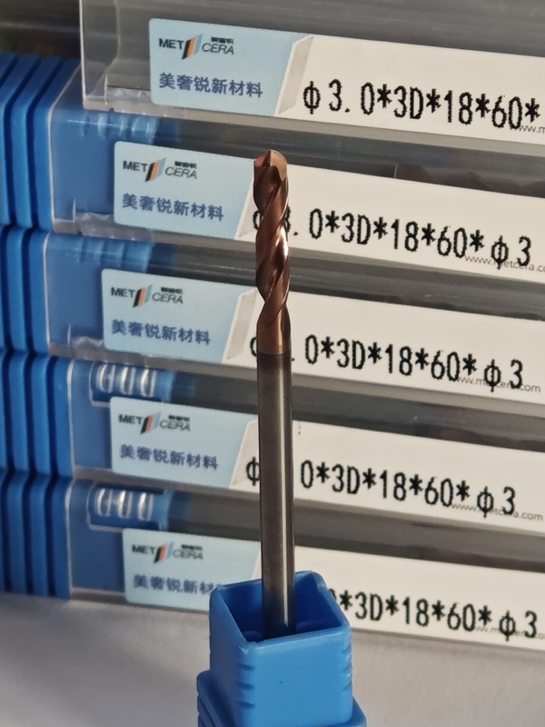 カービッド切削ツール コーティング 3D/5D G 外部冷却剤ドリル φ3.0 x 3D x 18 x 60 x φ3mm