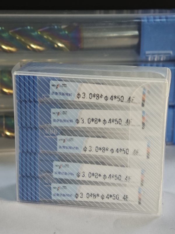 MPE4 コーティング AlCr コーティング HRC55-60 固体カービッドフレーズカット 4 フルート フラットエンドフレーズ 3mm φ3.0 x 8 x φ4 x 50mm