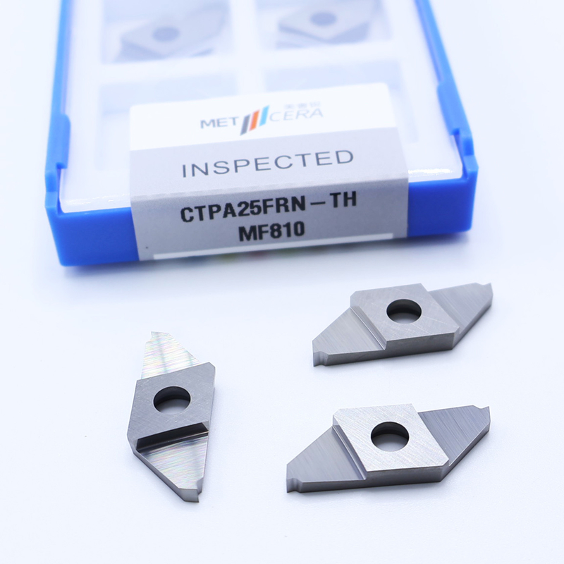 HRA91.8 硬さ 切断型CNCカービッド挿入物 CTPA用 塗布なし 切り離し式挿入物 CTPA25FRN-TH 右切断