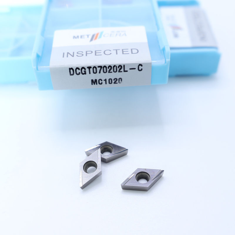 サーメットCNCターニングインセット DCGT07 DCGT11 C 仕上げチップブレーカー 金属材料 高耐磨性 利点