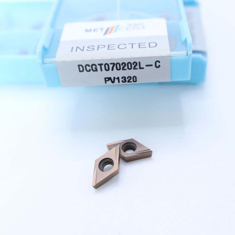 サーメットCNCターニングインセット DCGT07 DCGT11 C 仕上げチップブレーカー 金属材料 高耐磨性 利点